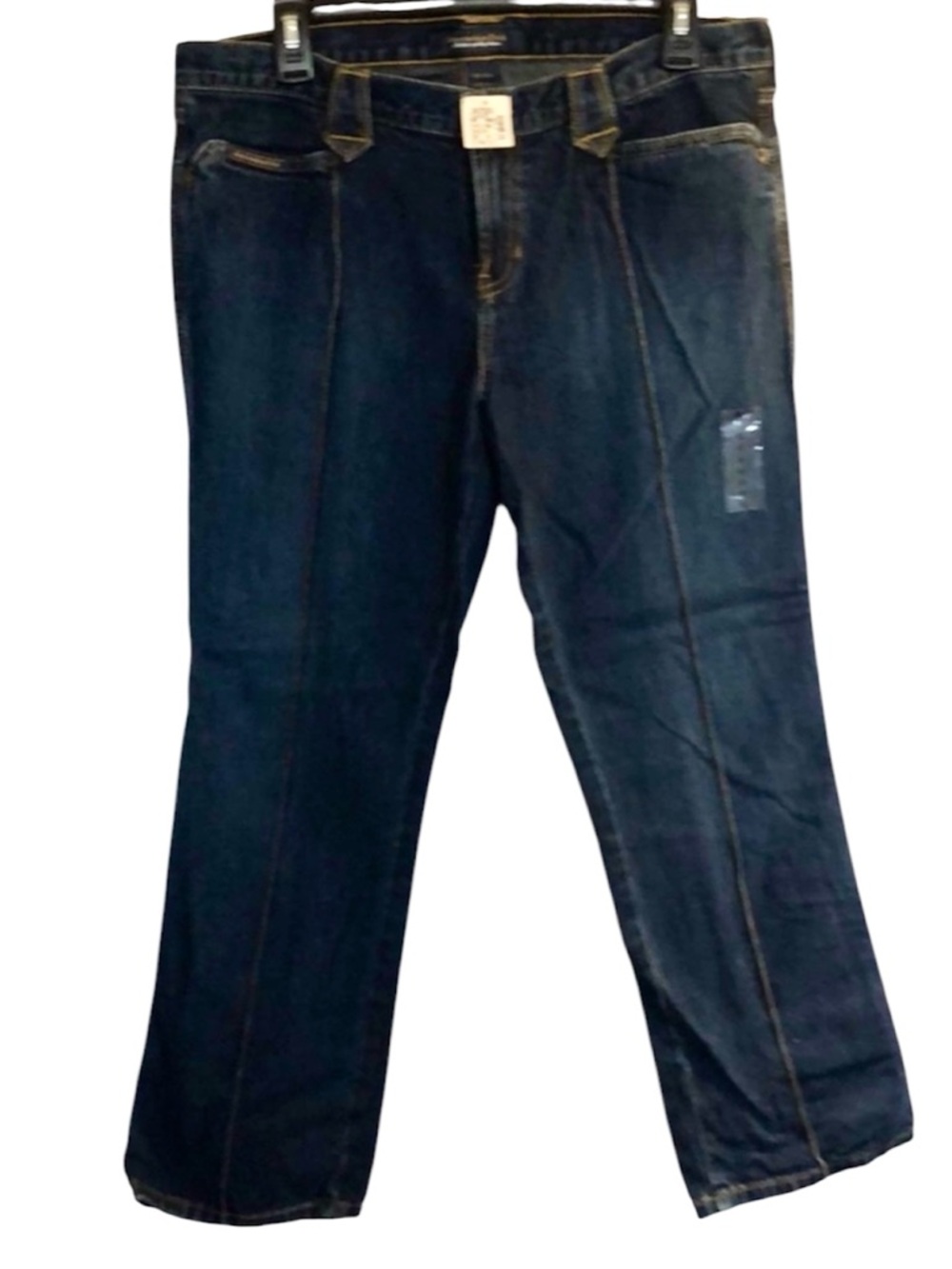Abercrombie & Fitch Vintage Dark Wash Cropped Denim, NWT, size 6.